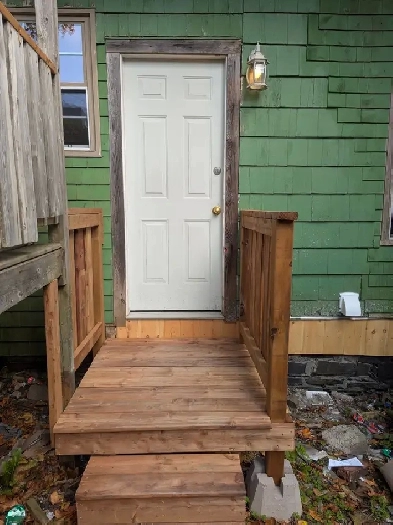 71.5 Mecklenburg - 2BR Uptown, Parking, New Renovation, W/D