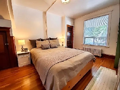 Bloor & Ossington - Downtown Toronto Suite Image# 4