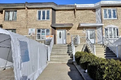 Chambre  louer avec toilette prive