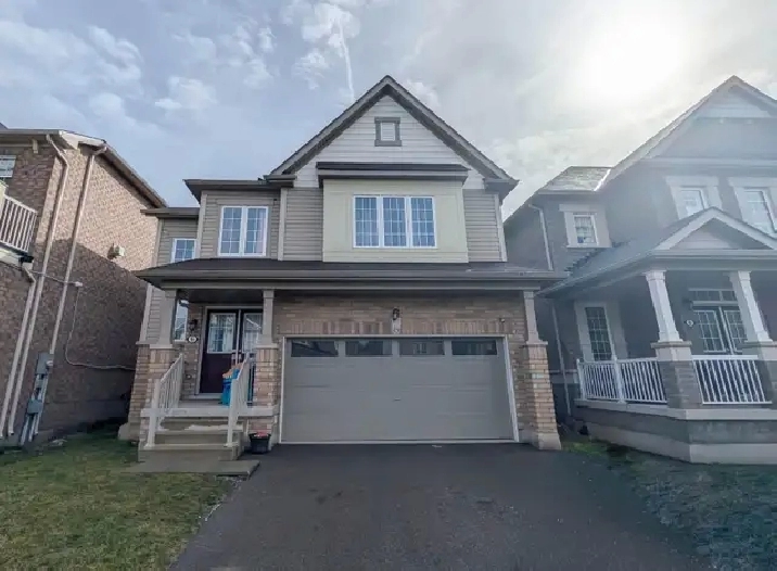 6 Honey Comb Trail, Thorold - 4 Bedroom House