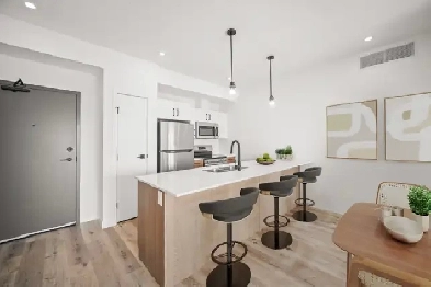 Luxury 2 Bedroom 2 Bathroom Apartment! Available April 1st! Image# 2