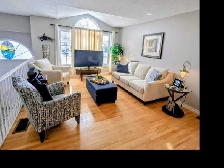 Move in ready 3  2 bedroom home in desirable neighborhood