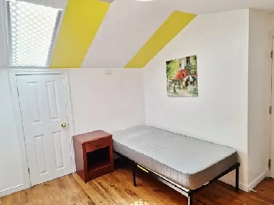 Apr. 30-Near D/T Sunny All Included 2 Rms for Pros-Short or Long Image# 1