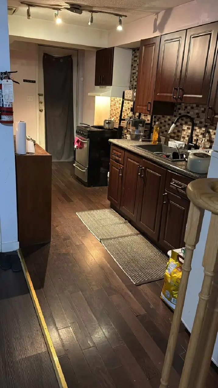 Master Bedroom Available in 2 BHK Basement (Girls Only) $700