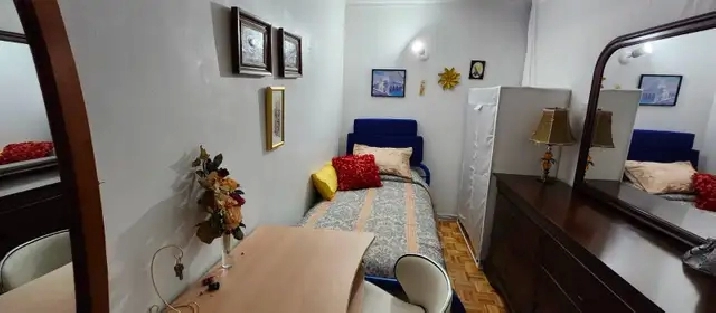 Chambre privée à Montréal tout inclus, fille étudiante ou femme