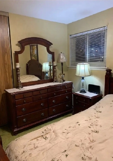 PRIVATE FURNITURE ROOM FOR RENT