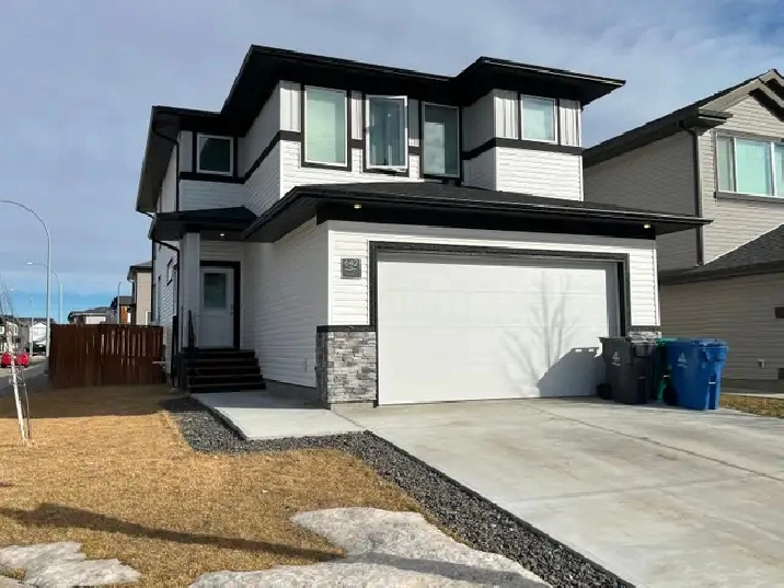 MLS#A2288496 - 642 Moonlight Land West Lethbridge
