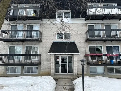 4 1/2 apt in St Genevieve/Pierrefonds