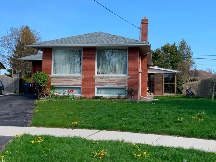 Basement Private Room from April 01, suitable for intl student