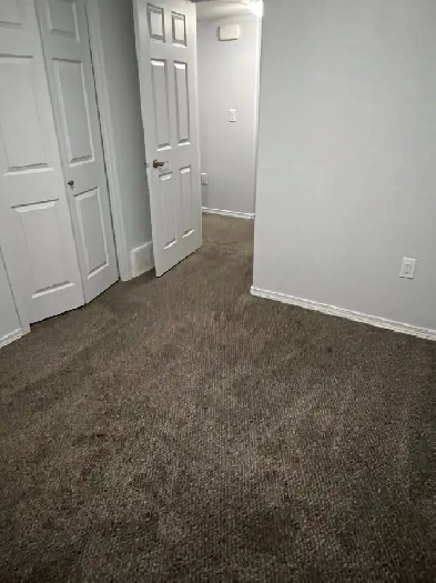 North Battleford- Rooms available for rent