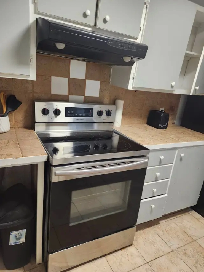 Grande chambre meublée tout compris 1er avril a Anjou