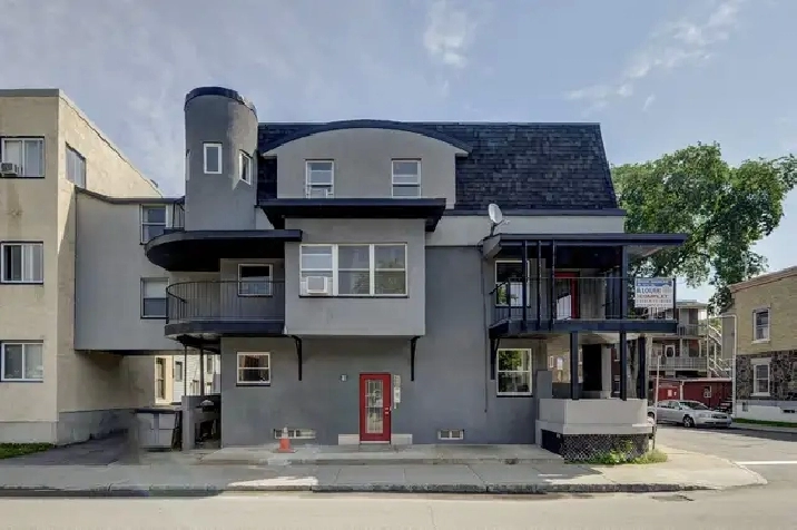 Très belle et grande chambre à louer, Marie Incarnation libre