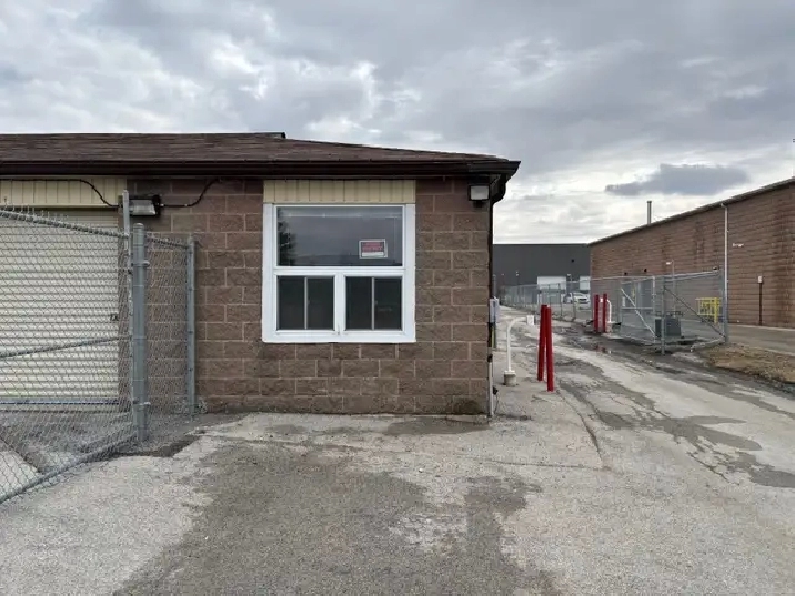 Office Space Available in the Ancaster Business Park