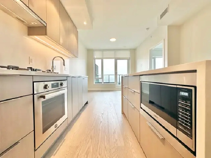 UBC Wordsworth by Polygon – 1 Bed   Den, High Floor, EV Parking