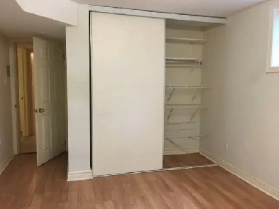 Bayview subway  Basement  rooms for rent  ALL INCLUSIVE!