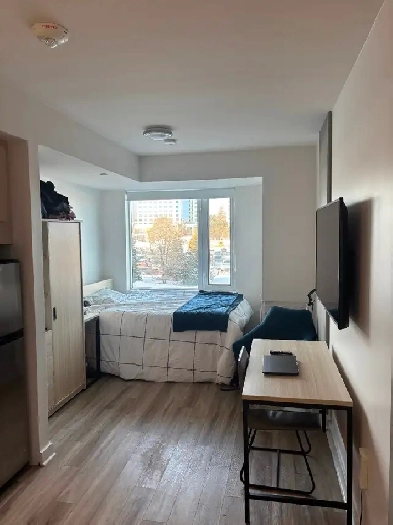 Furnished Bachelor Sublease -  The Revalie Ottawa – $1,200/mo
