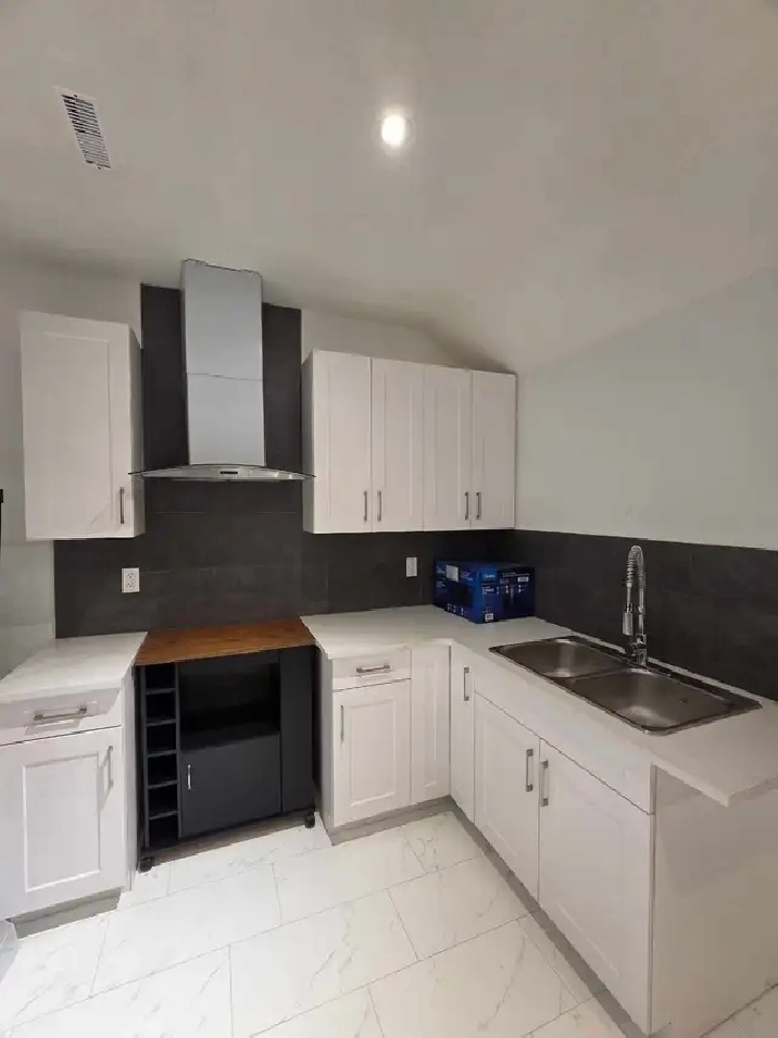 Basement 1 Bedroom for rent