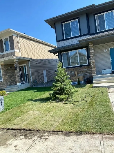 3 Beds 2.5 Bath House for Rent in Chappelle SW