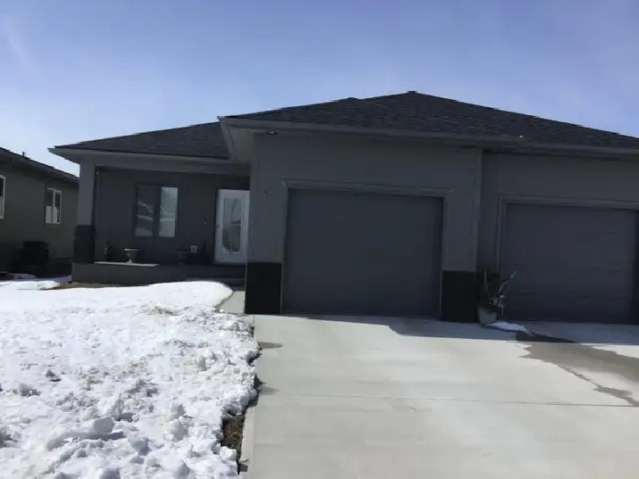 3 Bedroom Duplex for Rent May 1, 2026