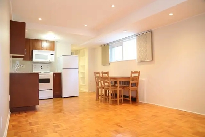 3-1/2 - Semi Meublé - WIFI - Ahuntsic Cartierville