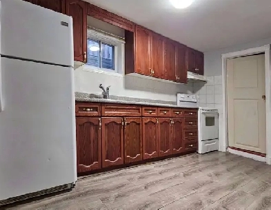Entire 4 Bedroom unit for rent - Available for April or May 1
