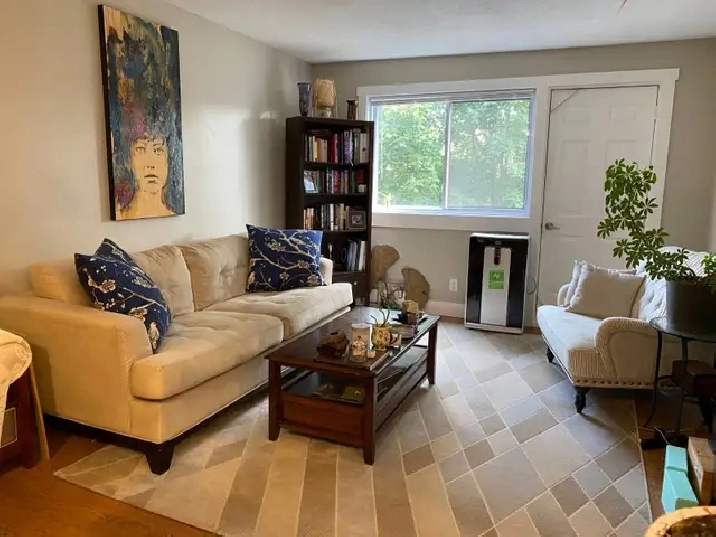 TWO BEDROOM APARTMENT ON MERIVALE ROAD - CENTRAL LOCATION