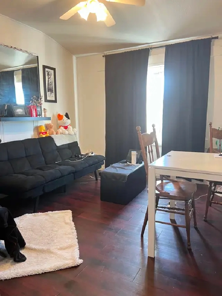 All utilities included/ 36 st & 17 ave SE/ 15 min Downtown