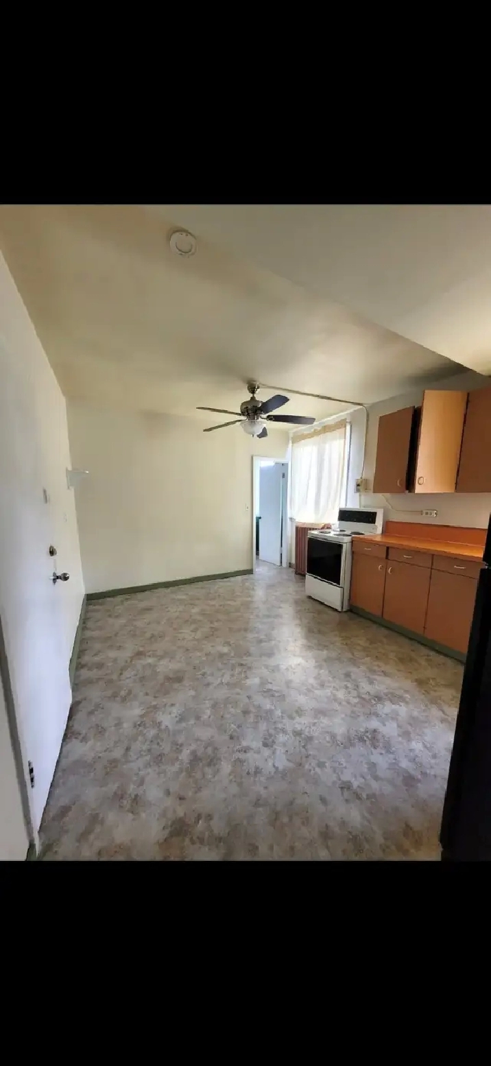 1 bedroom 2nd floor apartment.