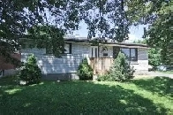 SPACIOUS AND CONFORTABLE TWO BEDROOM APARTMENT