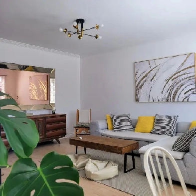 4½ meublé tout inclus – 2 chambres – Disponible avril – 2400$/mo