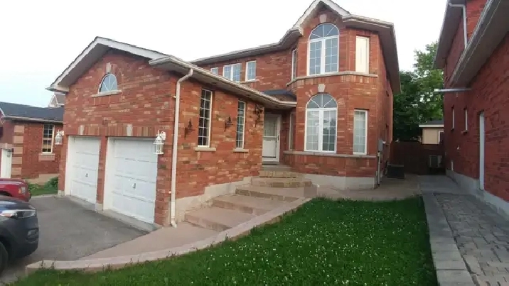 Private Room for Rent in Bradford, Ontario