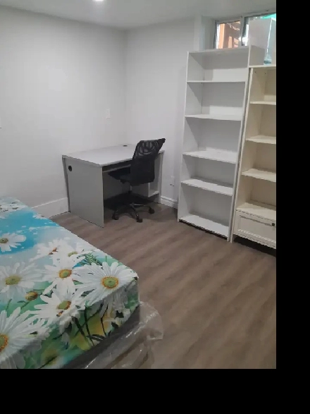 private furnished room available Scarborough 680