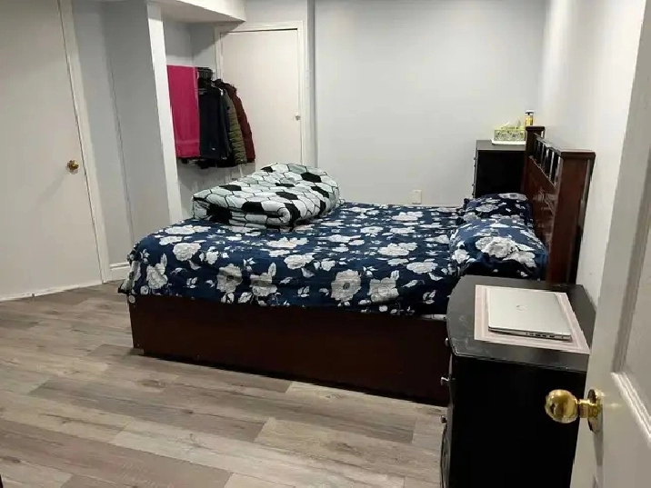 Shared room for rent for girl