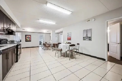 Spacious Student Accommodation (Furnished and En-suite Bathroom)