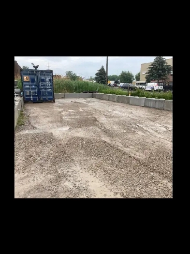 Outdoor Strorage for Rent/ Storage Containers/ Contractor Spaces