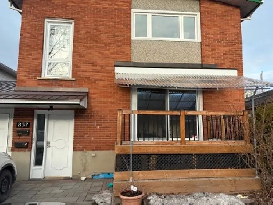Spacious Two-Bedroom Unit in One of the Best Areas of Ottawa