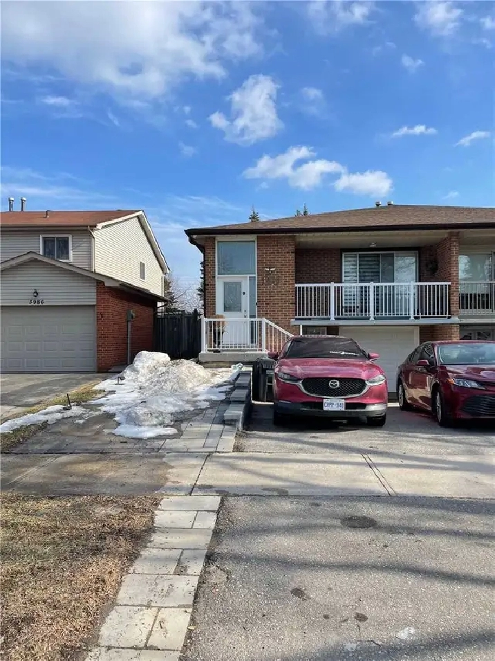 2 bedroom basement near square one mississauga