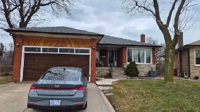 3 Bed Room House For Rent Near Humber Collage