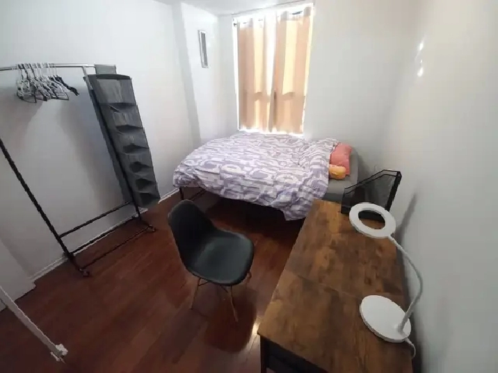 (1st/May~, 720/month)Private Room rent, Don Mills&Eglington