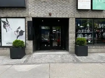 Bureau à louer, Espace commercial, près du Marché Atwater