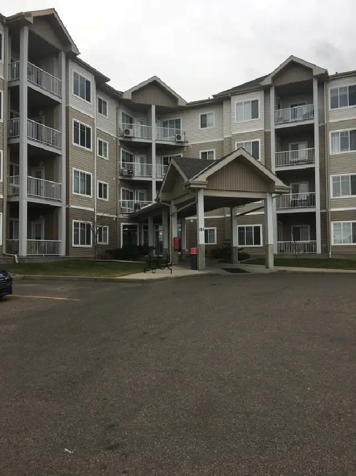 Private Owner Executive Furnished Condo for Rent  1950.00