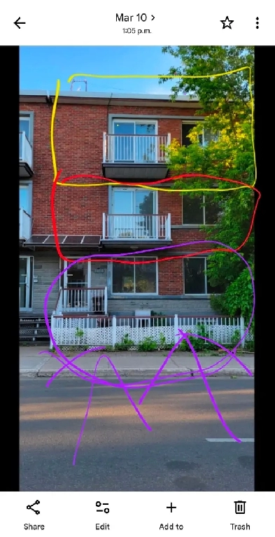 Big 1  bedroom 850sf with parking and backyard main floor viller