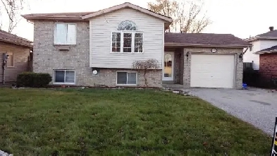 House For Rent in Devonshire Heights