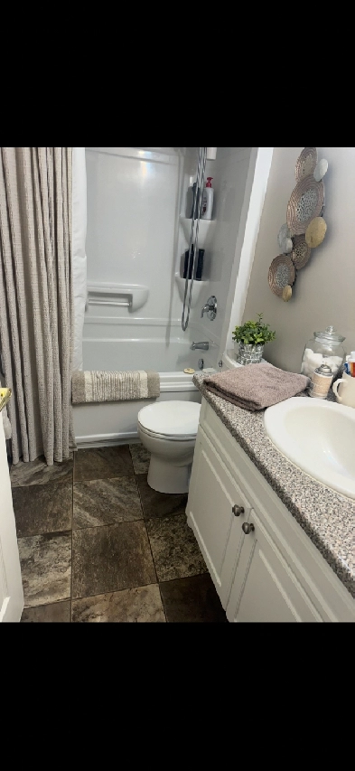 Student room for rent 700 a month five minute walk to Waterloo U