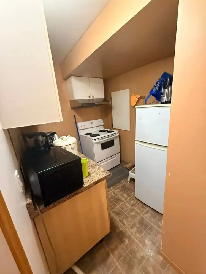 one bedroom basement for rent
