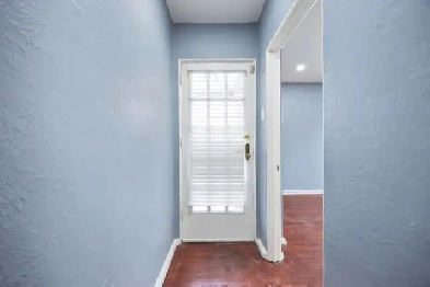 Are you looking for a stylish unit to rent in Toronto?