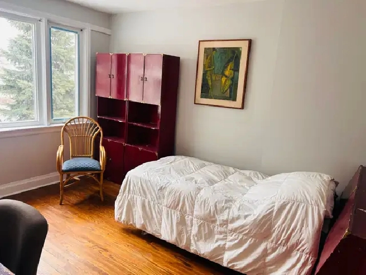 Private Room for Rent at Bayview & Eglinton