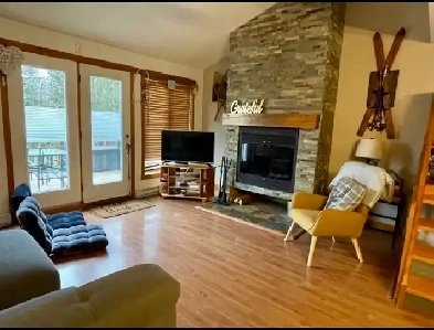 Chalet Condo à louer à Orford - 4 chambres 2,5 sdb