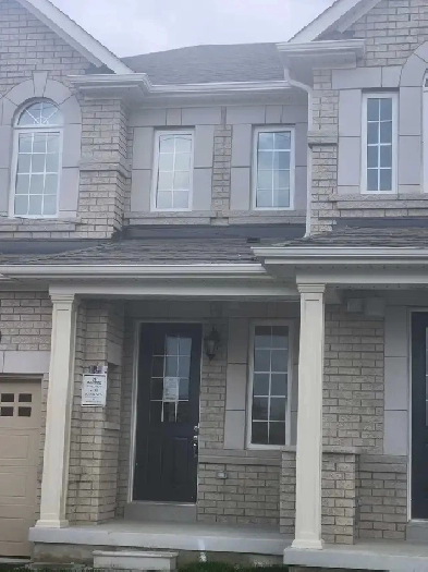 3 Bedrooms Townhouse & 1 Bed Basement April 1st