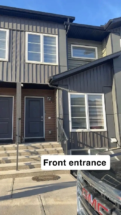 Townhouse for rent in redstone